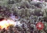 Standbild USA Air Strike Vietnam, 1968, aus Sekunde 7 historischem Filmmaterial Videoclip 65675069678