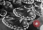 Standbild Vorbereitung der Ostereier Philadelphia Pennsylvania USA, 1932, aus Sekunde 49 historischem Filmmaterial Videoclip 65675069702
