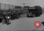 Standbild Bus mit Bücher Creedmoor New York USA, 1932, aus Sekunde 18 historischem Filmmaterial Videoclip 65675069704