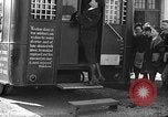 Standbild Bus mit Bücher Creedmoor New York USA, 1932, aus Sekunde 27 historischem Filmmaterial Videoclip 65675069704