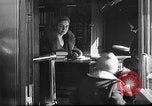 Standbild Bus mit Bücher Creedmoor New York USA, 1932, aus Sekunde 42 historischem Filmmaterial Videoclip 65675069704
