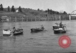 Image fishermen catch fish Longview Washington USA, 1932, de la seconde 12 séquences d'archives historiques vidéo 65675069706
