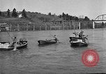 Image fishermen catch fish Longview Washington USA, 1932, de la seconde 14 séquences d'archives historiques vidéo 65675069706