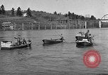 Image fishermen catch fish Longview Washington USA, 1932, de la seconde 16 séquences d'archives historiques vidéo 65675069706