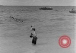 Image les troupes des États-Unis Ulithi Atoll Îles Caroline, 1944, de la seconde 4 séquences d'archives historiques vidéo 65675069708