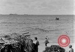 Image les troupes des États-Unis Ulithi Atoll Îles Caroline, 1944, de la seconde 12 séquences d'archives historiques vidéo 65675069708