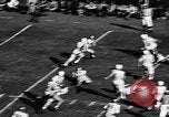 Standbild Fußballspiel Atlanta Georgia USA, 1956, aus Sekunde 11 historischem Filmmaterial Videoclip 65675069735