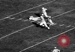 Standbild Fußballspiel Atlanta Georgia USA, 1956, aus Sekunde 46 historischem Filmmaterial Videoclip 65675069735