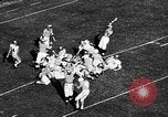 Standbild Fußballspiel Atlanta Georgia USA, 1956, aus Sekunde 53 historischem Filmmaterial Videoclip 65675069735