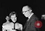 Standbild Mädchen Modell Los Angeles California USA, 1956, aus Sekunde 45 historischem Filmmaterial Videoclip 65675069738
