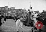 Immagine di Saint Nickolas Amsterdam Paesi Bassi, 1956, secondo 30 filmato di repertorio 65675069747