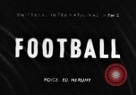 Immagine di American Football match Oregon United States USA, 1956, secondo 1 filmato di repertorio 65675069750