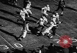 Immagine di American Football match Oregon United States USA, 1956, secondo 17 filmato di repertorio 65675069750