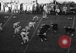 Immagine di American Football match Oregon United States USA, 1956, secondo 34 filmato di repertorio 65675069750