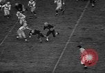 Immagine di American Football match Oregon United States USA, 1956, secondo 39 filmato di repertorio 65675069750