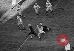 Immagine di American Football match Oregon United States USA, 1956, secondo 40 filmato di repertorio 65675069750