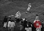 Immagine di American Football match Oregon United States USA, 1956, secondo 44 filmato di repertorio 65675069750