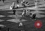 Immagine di American Football match Oregon United States USA, 1956, secondo 52 filmato di repertorio 65675069750