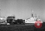 Immagine di Le truppe britanniche di ritirare Port Said Egitto, 1957, secondo 25 filmato di repertorio 65675069753