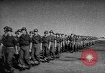 Immagine di Le truppe britanniche di ritirare Port Said Egitto, 1957, secondo 49 filmato di repertorio 65675069753
