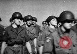 Immagine di Le truppe britanniche di ritirare Port Said Egitto, 1957, secondo 50 filmato di repertorio 65675069753