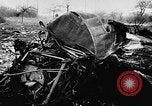 Immagine di Arresto del velivolo Parigi Francia, 1957, secondo 18 filmato di repertorio 65675069754