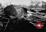 Immagine di Arresto del velivolo Parigi Francia, 1957, secondo 19 filmato di repertorio 65675069754