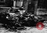 Immagine di Arresto del velivolo Parigi Francia, 1957, secondo 33 filmato di repertorio 65675069754