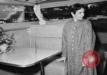 Standbild Boat Show Seattle Washington USA, 1957, aus Sekunde 37 historischem Filmmaterial Videoclip 65675069759
