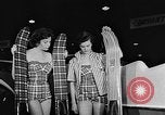 Standbild Boat Show Seattle Washington USA, 1957, aus Sekunde 43 historischem Filmmaterial Videoclip 65675069759