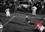 Standbild American Football Match Iowa United States USA, 1956, aus Sekunde 10 historischem Filmmaterial Videoclip 65675069760