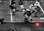 Standbild American Football Match New York United States USA, 1957, aus Sekunde 14 historischem Filmmaterial Videoclip 65675069761