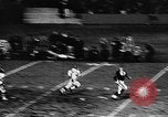 Standbild American Football Match New York United States USA, 1957, aus Sekunde 31 historischem Filmmaterial Videoclip 65675069761