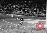 Standbild American Football Match New York United States USA, 1957, aus Sekunde 35 historischem Filmmaterial Videoclip 65675069761