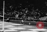Standbild American Football Match New York United States USA, 1957, aus Sekunde 37 historischem Filmmaterial Videoclip 65675069761
