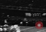 Standbild American Football Match New York United States USA, 1957, aus Sekunde 43 historischem Filmmaterial Videoclip 65675069761