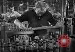 Standbild Deutsche Rüstungsproduktion Deutschland, 1941, aus Sekunde 55 historischem Filmmaterial Videoclip 65675069773