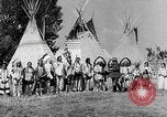 Image Native American Indian Conference sur la langue des signes Montana United States USA, 1931, de la seconde 20 séquences d'archives historiques vidéo 65675069788