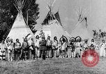 Image Native American Indian Conference sur la langue des signes Montana United States USA, 1931, de la seconde 23 séquences d'archives historiques vidéo 65675069788