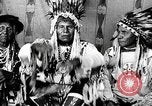 Image Indian sign language Montana United States USA, 1931, de la seconde 48 séquences d'archives historiques vidéo 65675069789