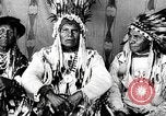 Image Indian sign language Montana United States USA, 1931, de la seconde 62 séquences d'archives historiques vidéo 65675069789