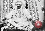 Immagine di Indian la lingua dei segni Montana United States USA, 1931, secondo 60 filmato di repertorio 65675069794
