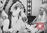 Immagine di Indian la lingua dei segni Montana United States USA, 1931, secondo 43 filmato di repertorio 65675069795
