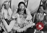 Immagine di Indian la lingua dei segni Montana United States USA, 1931, secondo 22 filmato di repertorio 65675069796