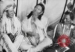 Immagine di Indian la lingua dei segni Montana United States USA, 1931, secondo 51 filmato di repertorio 65675069796