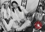 Immagine di Indian la lingua dei segni Montana United States USA, 1931, secondo 56 filmato di repertorio 65675069796