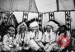 Immagine di Indian la lingua dei segni Montana United States USA, 1931, secondo 11 filmato di repertorio 65675069797
