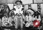Immagine di Indian la lingua dei segni Montana United States USA, 1931, secondo 19 filmato di repertorio 65675069797