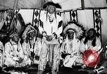 Immagine di Indian la lingua dei segni Montana United States USA, 1931, secondo 22 filmato di repertorio 65675069797