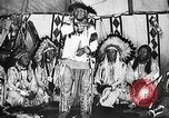 Immagine di Indian la lingua dei segni Montana United States USA, 1931, secondo 23 filmato di repertorio 65675069797